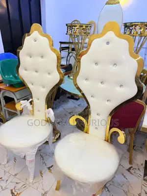Executive King Chair With Arms