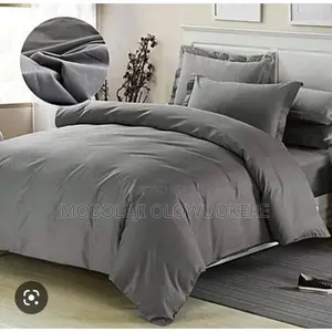 Plain Set of Duvet Bedsheet and 4 Pillowcases