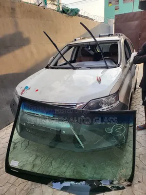 Lexus Rx350 2014 Windscreen Glass Available