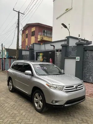 Toyota Highlander Limited 3.5l 4WD 2013 Silver