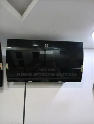 900mm Kitchen Heat/Oil Extractor- Speed Efficiency.