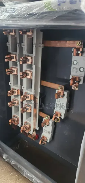 200a 2way High Quality Pure Copper Feeder Pillar