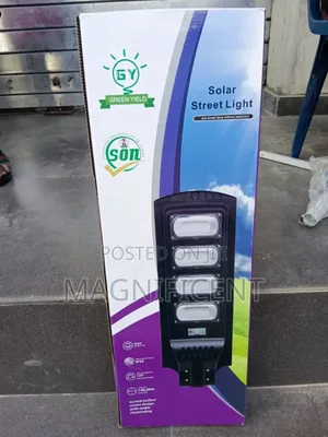 Original Brand New Greenyield Solar Street Light 600w