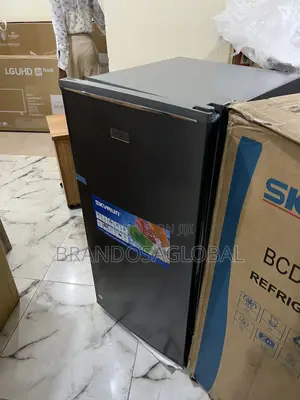 49. Skyrun 160l Single Door Fridge – Space Efficient Cooling Unit