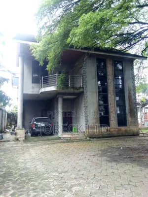 Furnished 9bdrm Duplex in Woji for sale