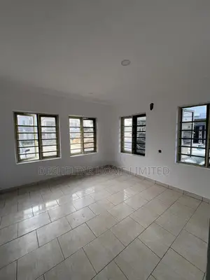 3bdrm Shared Apartment in Southern View Estate, Chevron for rent