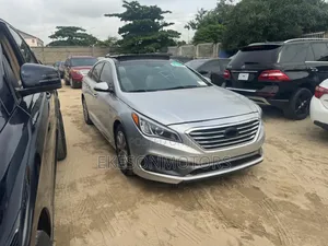 Hyundai Sonata Limited 4dr Sedan (2.4L 4cyl 6A) 2015 Silver