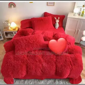 Flux Fur Duvet With Plain Bedsheet and Pillowcases