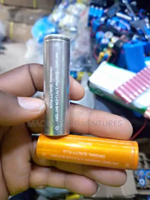3.7v 12000mqh Lithium Rechargeable Battery