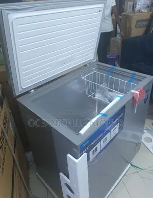 Midea 200l Chest Freezer (Mdrc277fzg43ngg) With Deep Freezing Space