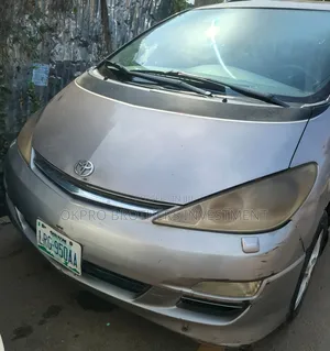 Toyota Previa 2.4 Linea Luna 2000 Beige