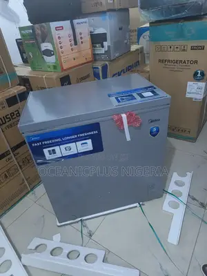 Simple to Use Midea 200l Chest Freezer (Mdrc277fzg43ngg)