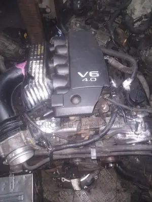 Nissan Pathfinder 4.0
