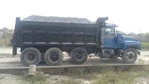 Iron Chipping and Granite Round the East