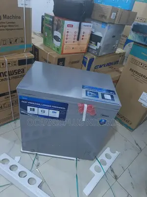Everyday Essential Midea 200l Chest Freezer (Mdrc277fzg43ngg)