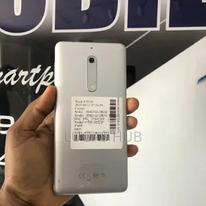 Nokia 5 16 GB Silver