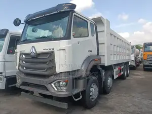 New Model Howo Tipper Truck 12tires (Dump)