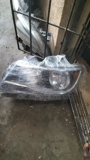 Headlight Chevrolet Colorado 2015