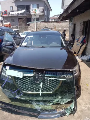 Hyundai Genesis 2017 Windscreen Glass Available