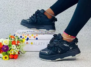 Ladies Canvas