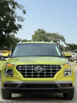 Hyundai Venue 2020 Yellow