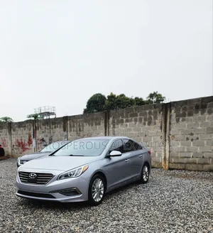 Hyundai Sonata Limited 4dr Sedan (2.4L 4cyl 6A) 2015 Gray