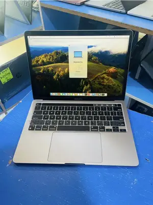 Laptop Apple MacBook Pro 2020 8GB Intel Core I5 SSD 512GB