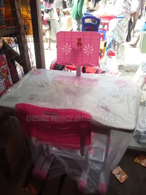 Child Reading Desk and Chair