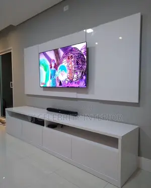 Brand New 8ft High Gloss Console and Installation