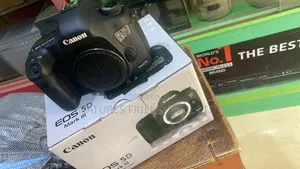 Canon Eos 5d Mark Iii Brandnew