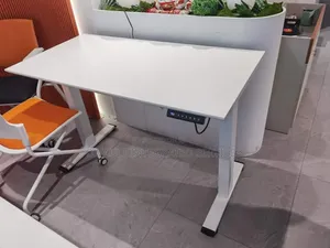 Computer Table With Adjustable Leg