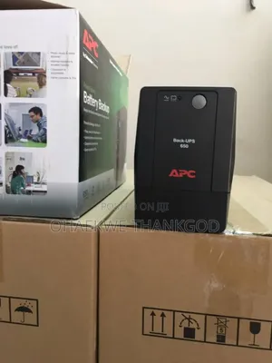 Apcapc Back-ups 700va,230v,Avr Iec