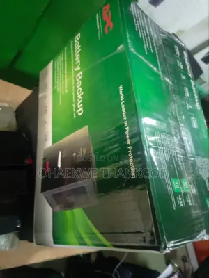 Apcapc Back-ups 700va,230v,Avr Iec