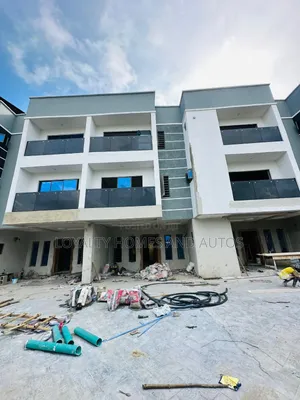Furnished 4bdrm Townhouse/Terrace in Ikeja for sale