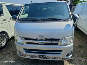 Toyota HiAce 2011 Silver