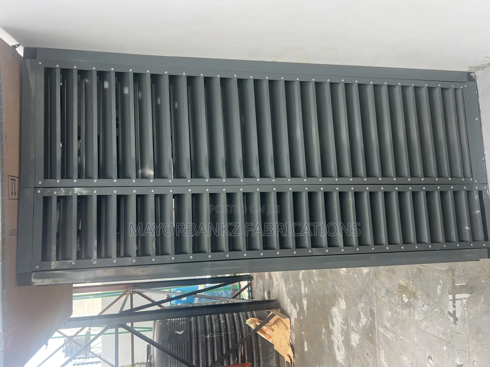 Inverter/Outdoor Shield Stand