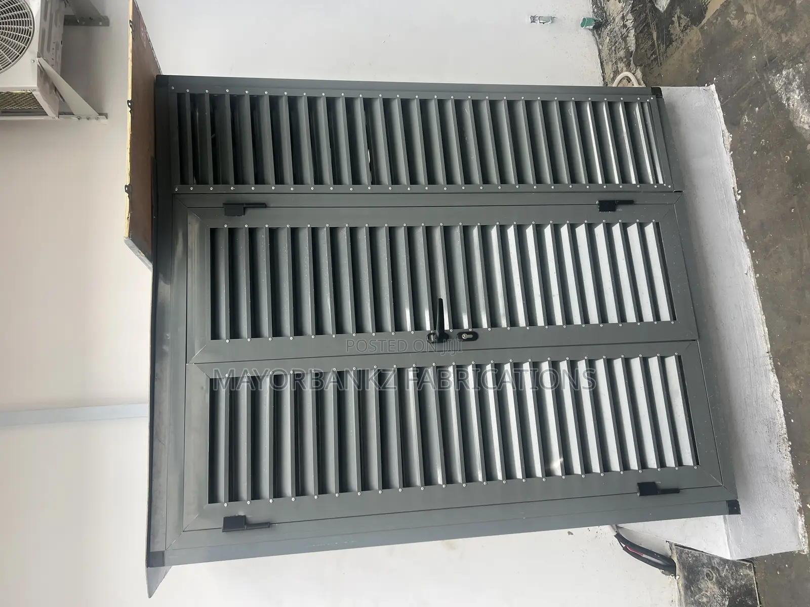Inverter/Outdoor Shield Stand