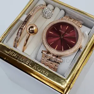 Michael Kors Quality Luxury Ladies Chain Strap Wristwatch