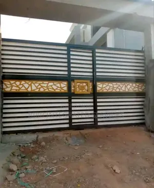 Gate, Top Quality Gate