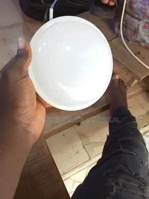 18 Watts Round Bulkhead