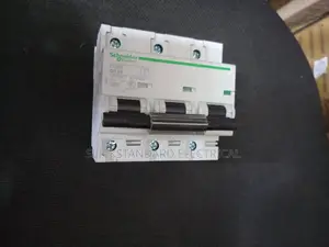100amps Breaker Schneider Main Control