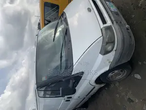 Ford Transit 2002 White