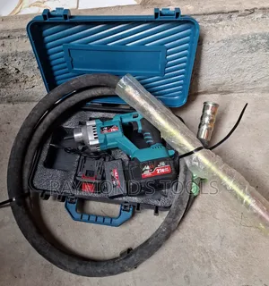 Cordless Concrete Vibrator Machine
