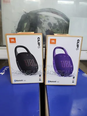 JBL Clip 5 – Feel the Beat on the Go