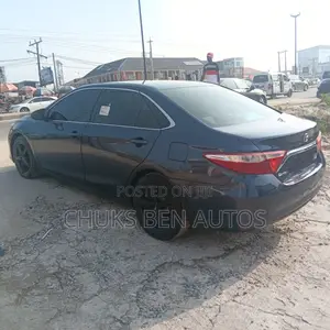 Toyota Camry LE 4dr Sedan (2.5L 4cyl 6A) 2016 Blue