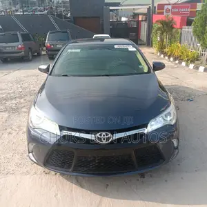 Toyota Camry LE 4dr Sedan (2.5L 4cyl 6A) 2016 Blue