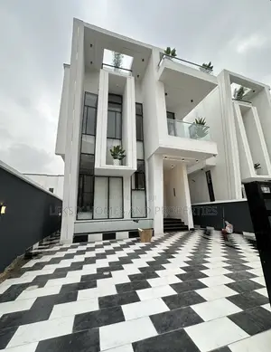 5bdrm Duplex in A Well Secured, Chevron for sale
