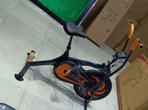 Air Bike Exercising Machine
