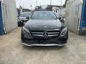 Mercedes-Benz C300 Base AWD 4Matic Sedan (2.0L 4cyl 7A) 2015 Black