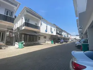 4bdrm Duplex in Orchid Lekki Lagos for rent